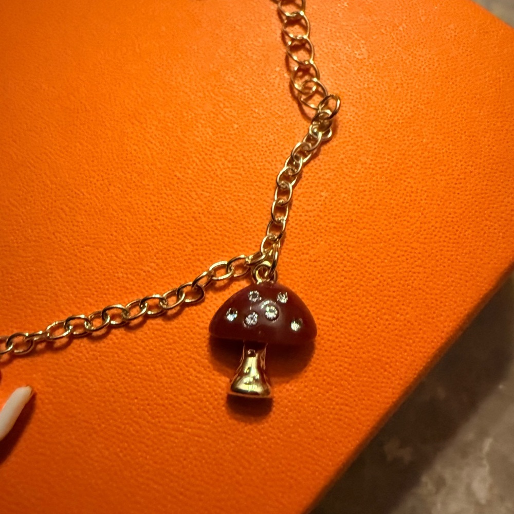 Coach Gold creature multi Charm Bracelet with Amber Heart & White Cat Charm - Picture 6 of 10